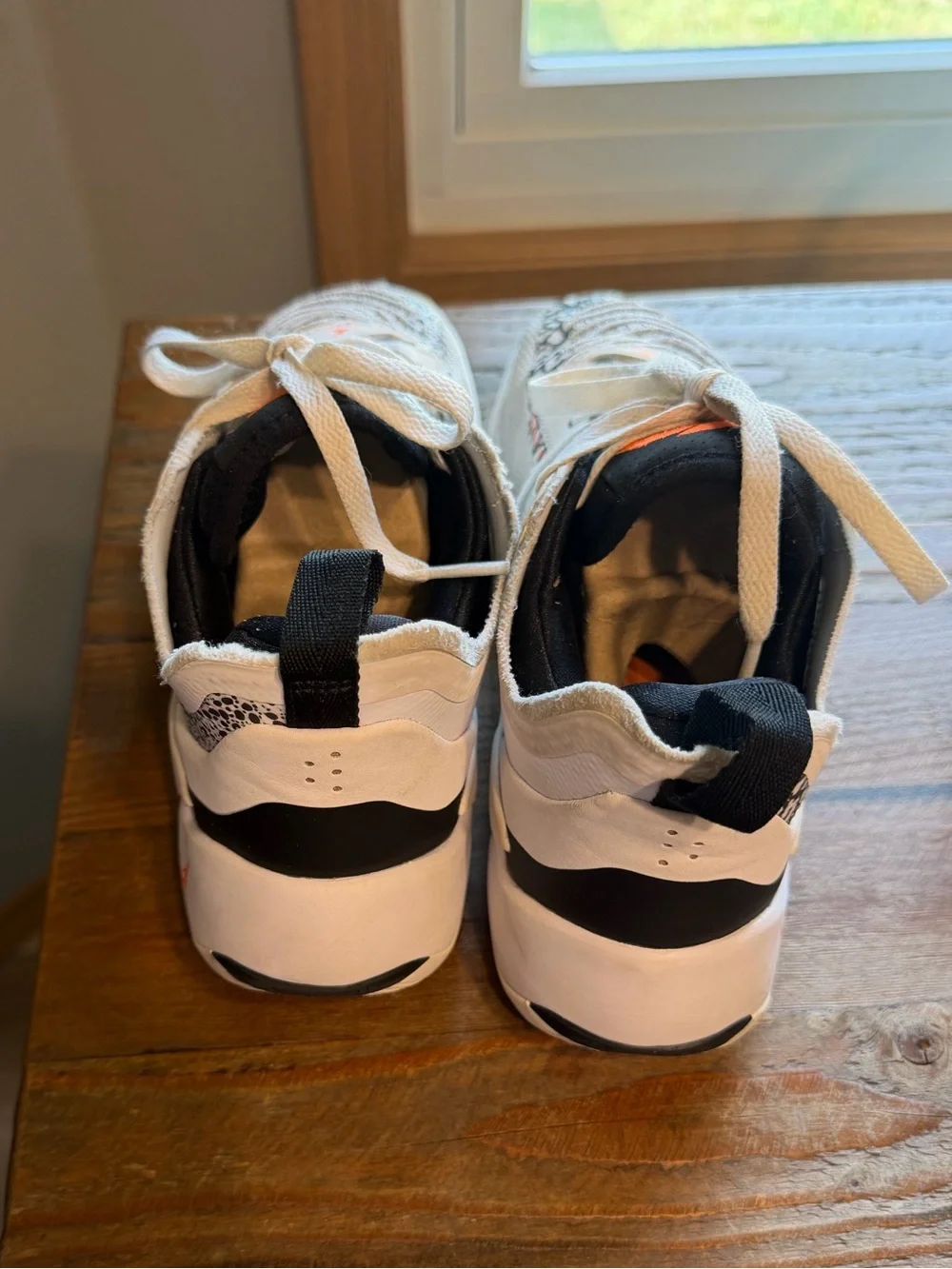 Jordan sporty sneakers